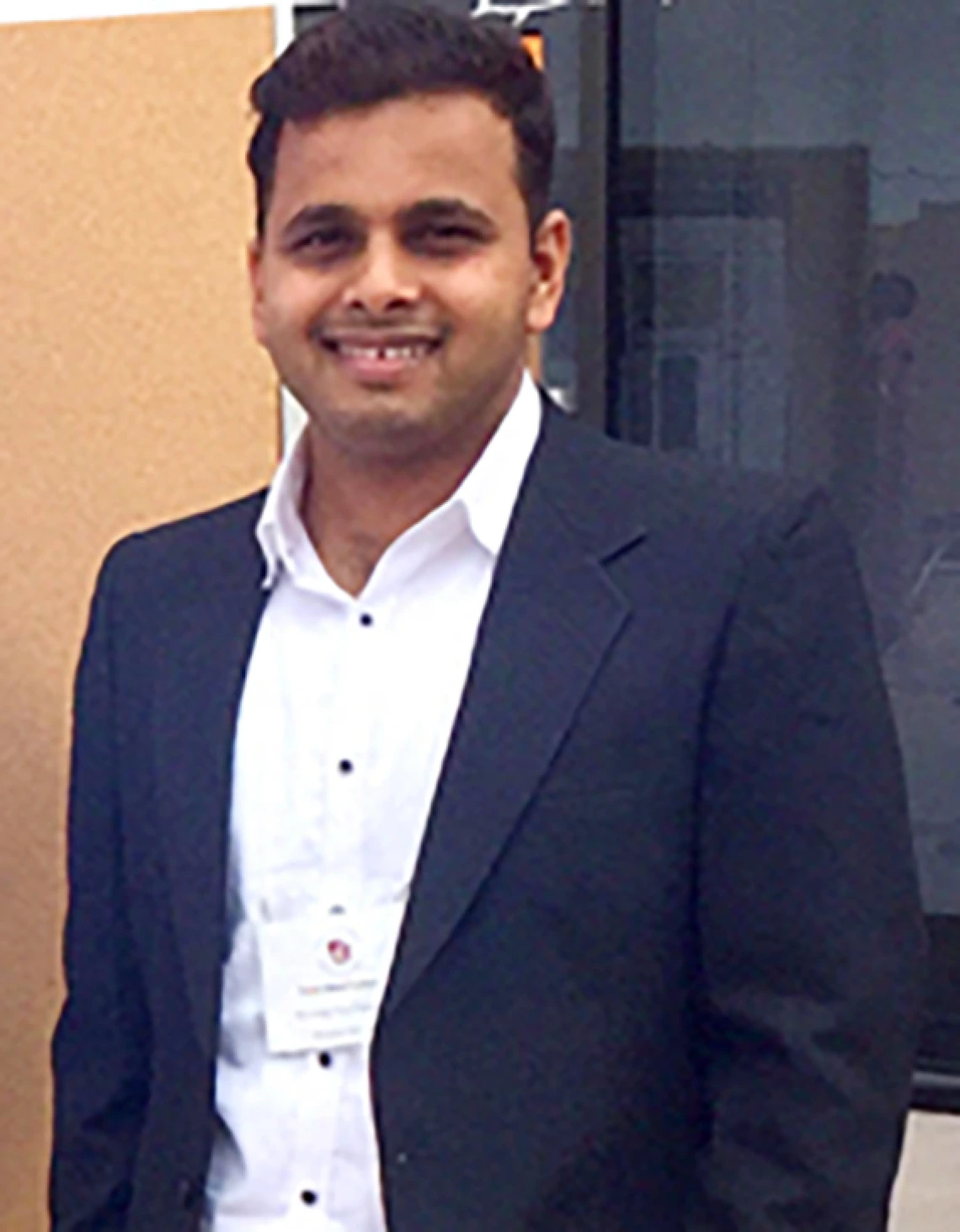 Dr. Nitin Dhowlaghar